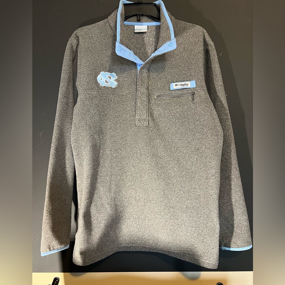 Columbia 3/4 Zip Pullover Univ of North Carolina. EUC - Picture 2 of 8